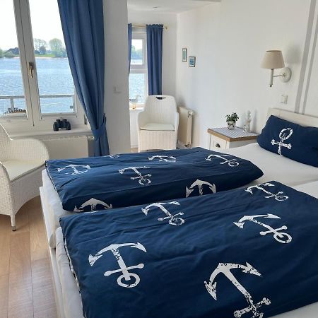 Hotel Ambiente Браке Екстер'єр фото