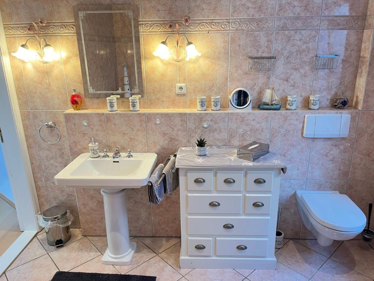 Hotel Ambiente Браке Екстер'єр фото